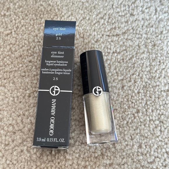 New! Armani Beauty eye tint - Picture 3 of 3